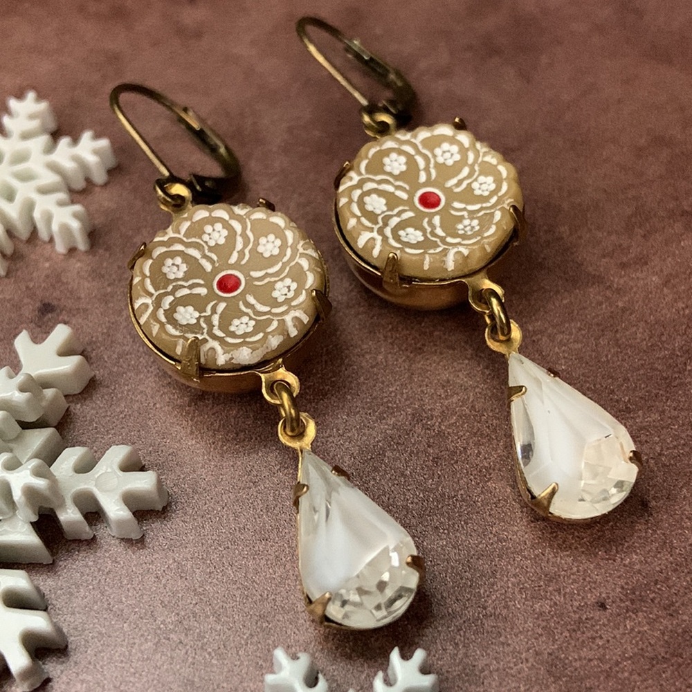 Antique Gingerbread Glass Cookie Button Givre Crystal Christmas Holiday Earrings - Picture 3 of 7